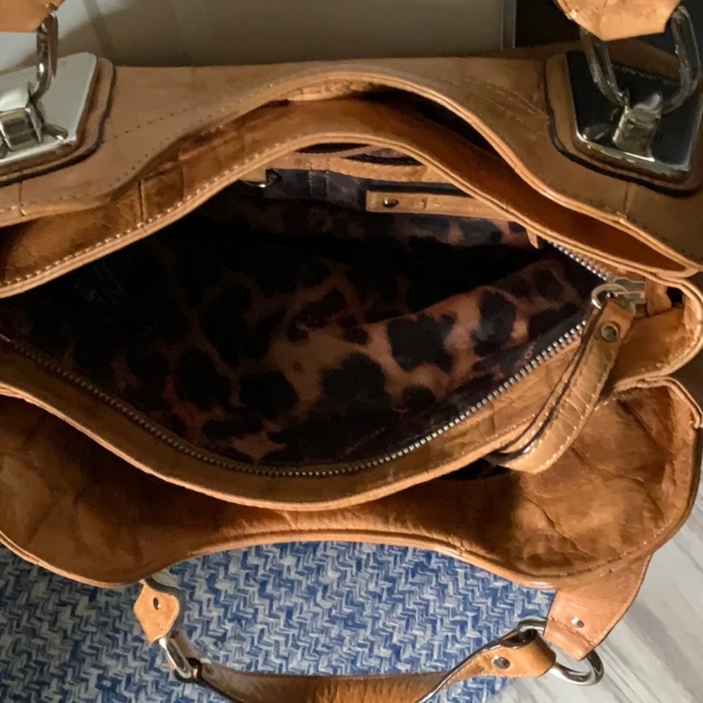 b. makowsky Brown Leather Shoulder Bag with Pleated Design - Picture 3 of 4